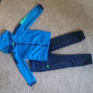Boys, Under Armour matching 2 piece track suit set, size 4. New with some tags.